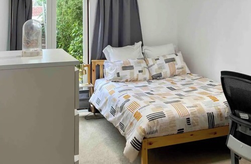 Takapuna House | 2BR Oasis on the North Shore