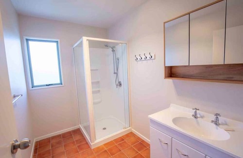 Methven Apartment | Two Storey Apartment Main Street