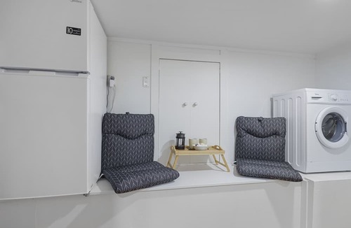 Henderson Apartment | Newly Renovated Studio w Parking-Netflix