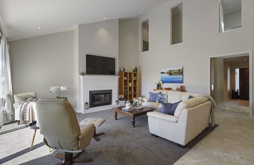 Papakura House | Country Living At Its Best-Outdoor Dream