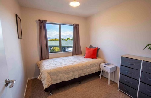 Methven House | Main St of Methven | Free Wi-Fi | Smart TV