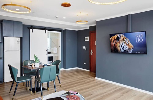 Mount Roskill Hotel | Soho Hotel Auckland