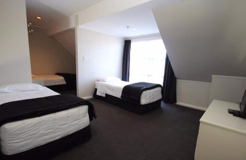Lower Hutt Hotel | Champers Motor Inn