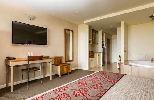 Napier Hotel | Pebble Beach Motor Inn