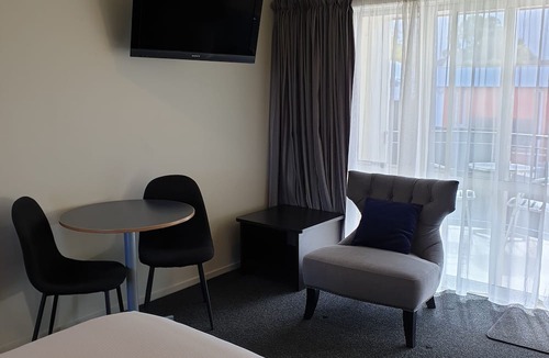 Redwood Hotel | Northcote Motor Lodge
