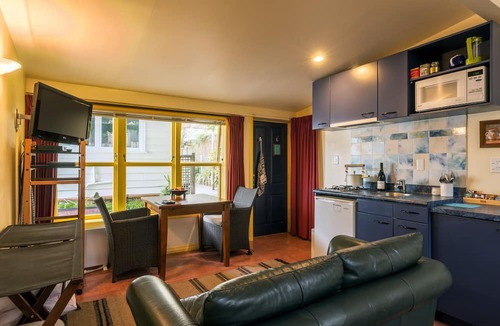 Ponsonby Bed & Breakfast | The Great Ponsonby ArtHotel