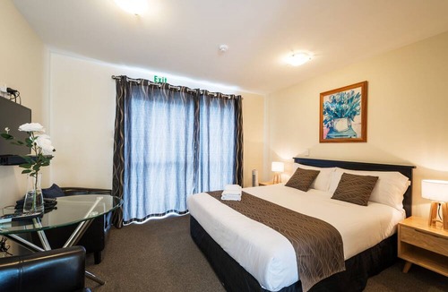 Riccarton Hotel | 123 Motel