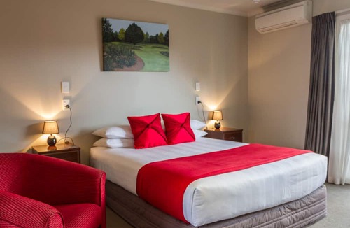 Hamilton East Hotel | Albert Court Motor Lodge