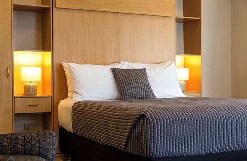 Greenlane - Ellerslie Hotel | Greenlane Manor Motel