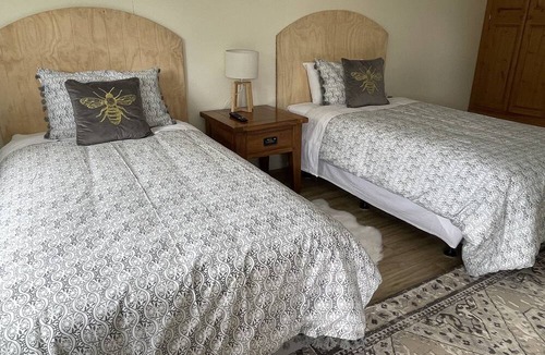 Ohaupo Cottage | Calm & Peaceful Hide away. 4.6k to Hamilton Airport 5.6ks to Waikato Expressway