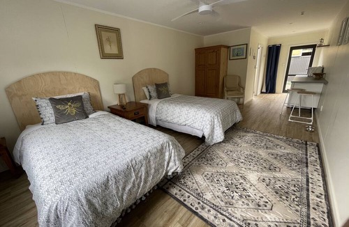 Ohaupo Cottage | Calm & Peaceful Hide away. 4.6k to Hamilton Airport 5.6ks to Waikato Expressway