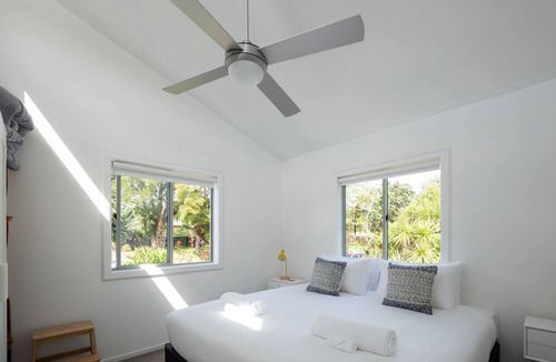 Oneroa Cottage | Oneroa Garden Retreat