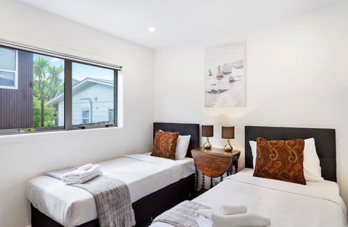 Pakuranga Heights Apartment | Cascade Cottage with Parking and Wi-Fi
