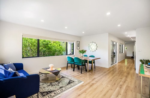 Greenhithe House | The Perfect Spacious 2BR Getaway-Netflix