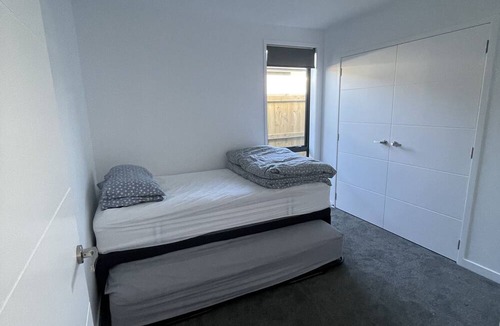Tauranga House | Welcome to Oioi Holiday Home