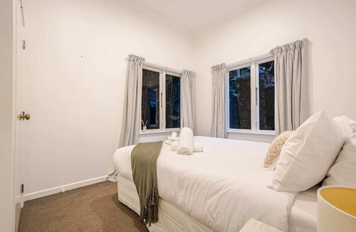 Grey Lynn House | Modern Classic Summar