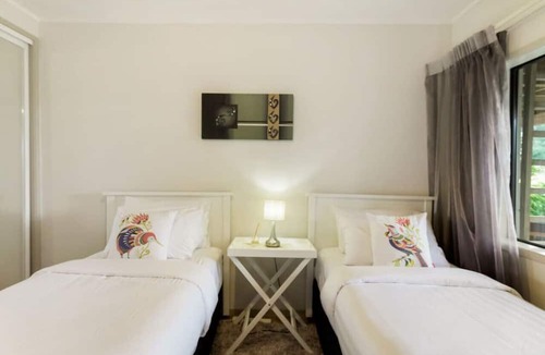Auckland Apartment | The Perfect Beach Sanctuary - Netflix - WiFi