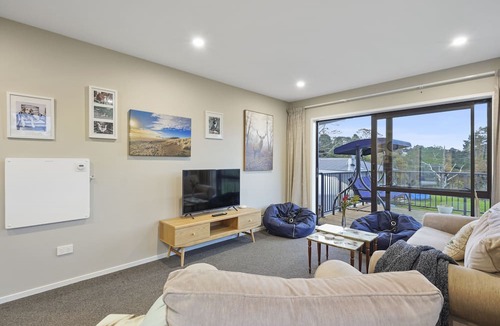 Swanson House | Restful Country Getaway Nr Trust Arena