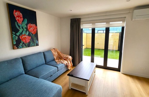 Raumati Beach House | U Suites on Trieste Way