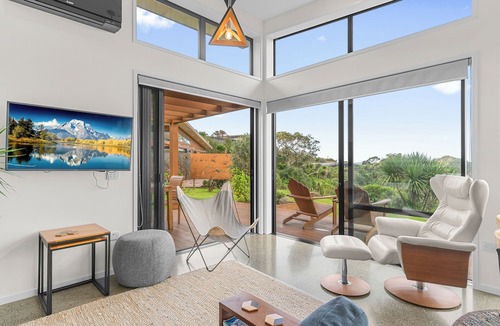Tutukaka Cottage | The Retreat - Knights in Residence Tutukaka Apartment