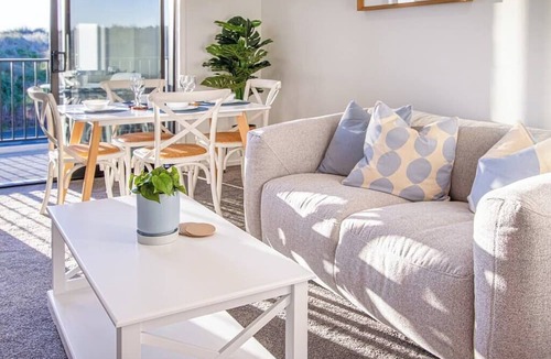 New Brighton House | Beach Front Abode- 2 Bed 2 Bath