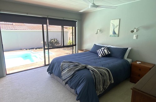Havelock North House | Havelock Hideaway - A relaxing holiday home with a pool!