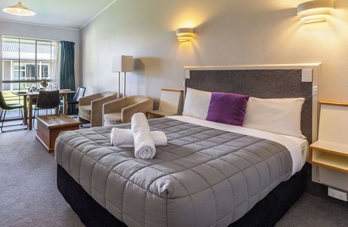 Turangi Hotel | Turangi Leisure Lodge