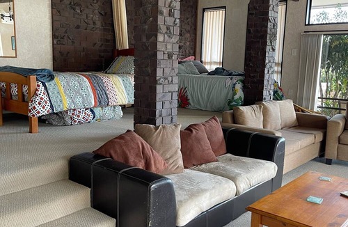 Picton House | Picton~marina views large 2 storey 5 bedroom short stroll to town and foreshore