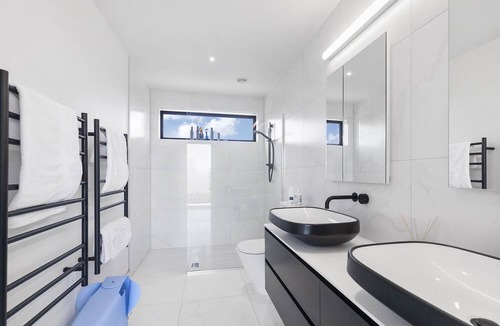 Whangateau House | Whakamaria - Leigh Holiday Home
