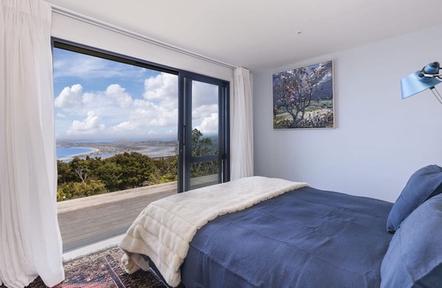 Whangateau House | Whakamaria - Leigh Holiday Home