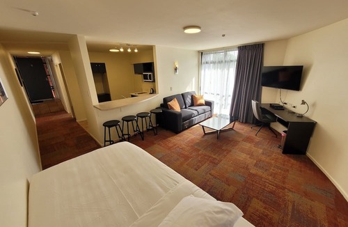 Milford Hotel | City of Sails Motel