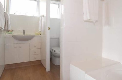 Takapuna Hotel | Takapuna Motor Lodge