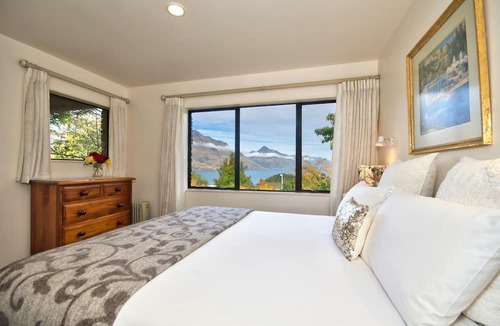 Queenstown City Centre Cabin | Balmoral Lodge