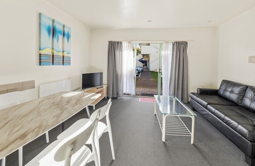 Rotorua Hotel | Birchwood Spa Motel