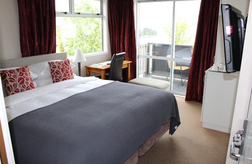 Queenstown City Centre Bed & Breakfast | Chalet Queenstown