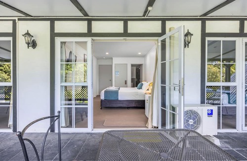 Wainui Cabin | Northridge Golf Resort