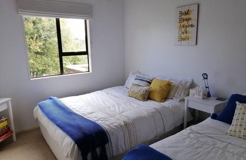 Waikanae House | Beach Break at Waikanae