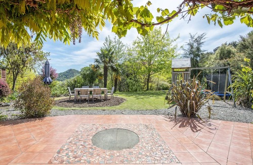 Nelson House | Maitai Magic - Nelson Holiday Home