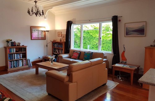 Nelson Villa | Charming Villa, close to town