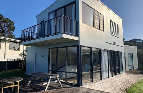 Tutukaka House | A Slice of Kiwi Paradise!