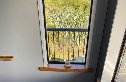 Paparoa National Park Cottage | Place for 2 with a sea view 1 Bedroom / W/ Hot Tub