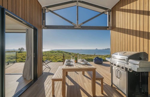 Opito Bay House | Opito Perfection - Opito Bay Holiday Home