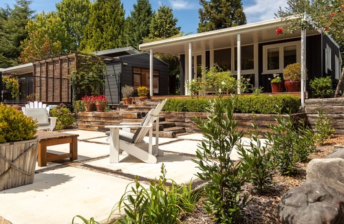 Taumarunui Bed & Breakfast | Bradleys Garden Bed & Breakfast
