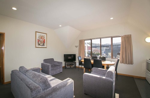 North Dunedin Hotel | Allan Court Motel