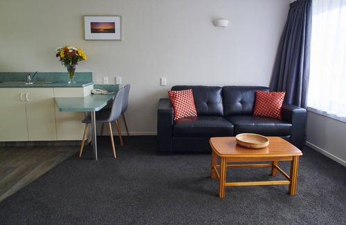 Greymouth Hotel | Aachen Place Motel