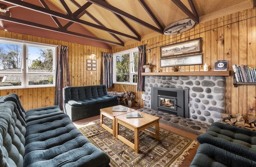Turangi Hotel | Sportsmans Lodge
