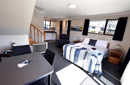 Timaru Hotel | Baywatch Motor Lodge