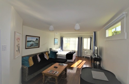 Mangonui Hotel | Mangonui Waterfront Apartments Motel