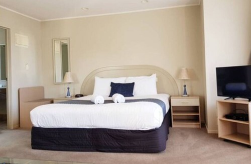 New Plymouth Hotel | Brougham Heights Motel