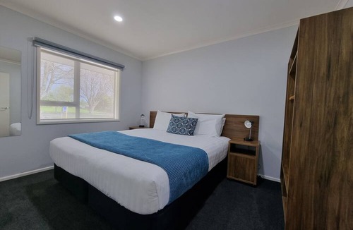 Stratford Hotel | Antonio Mews Motel